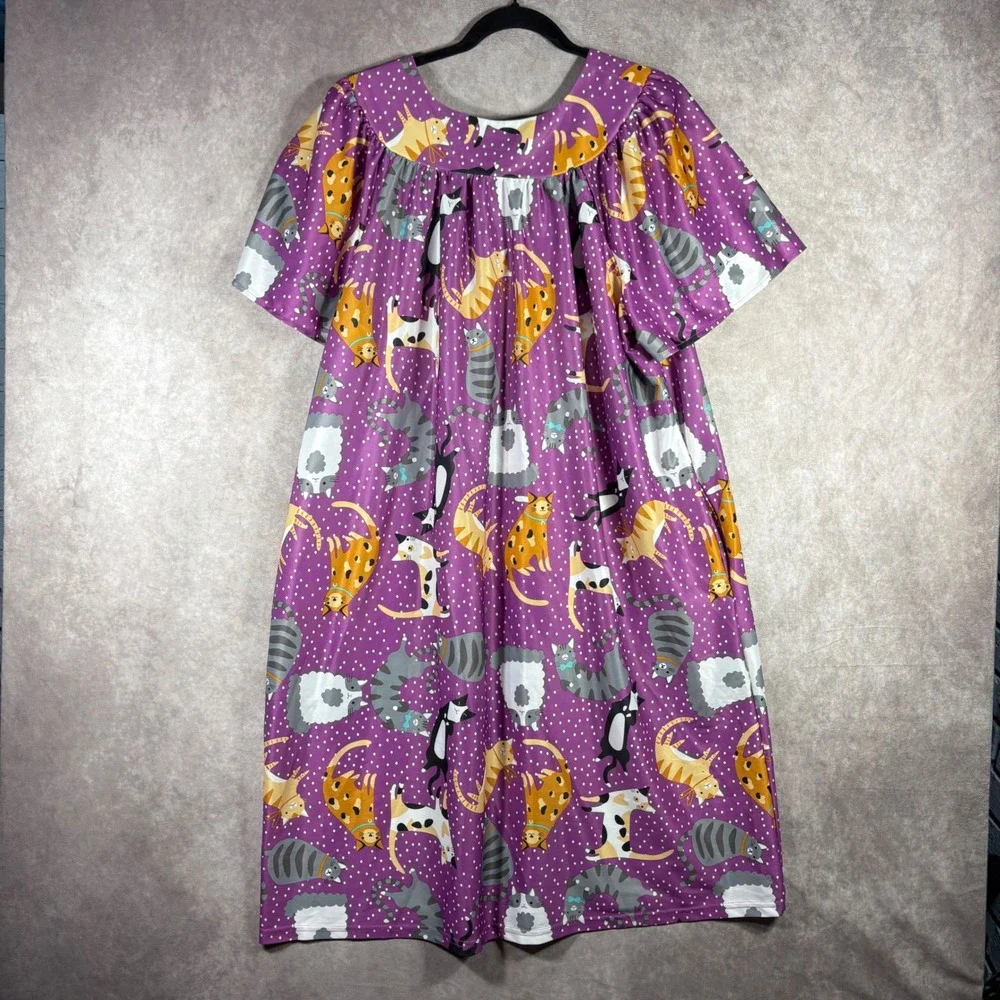 Anthony Richards House Dress Women Size XL Purple Cat Polka Dot Muumuu Nightgown